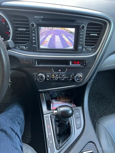 Kia K5-3