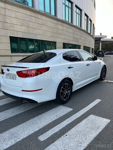 Kia K5-10