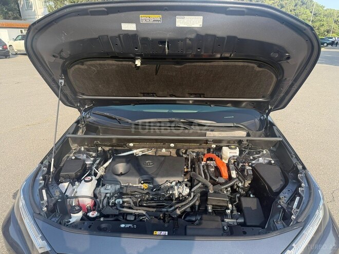 Toyota RAV4 2024, 31,600 km - 2.5 l - Sumqayıt