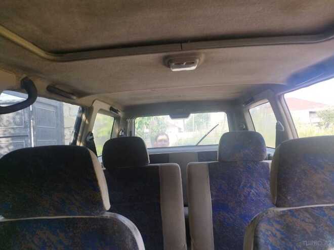 Nissan Terrano 2002, 200,000 km - 3.3 л - Bakı