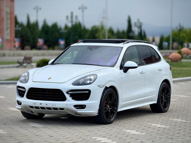 Porsche Cayenne Turbo S 2013, 162,000 km - 4.8 л - Gəncə