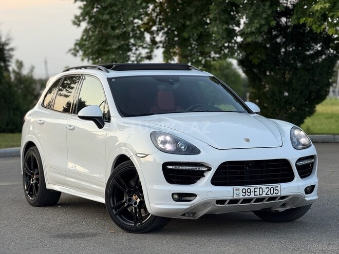 Porsche Cayenne Turbo S 2013, 162,000 km - 4.8 л - Gəncə