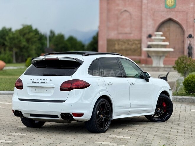 Porsche Cayenne Turbo S 2013, 162,000 km - 4.8 л - Gəncə