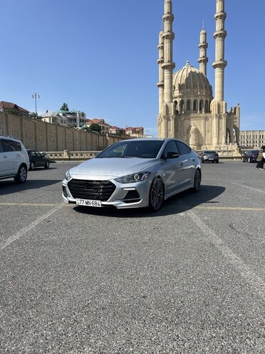 Hyundai Elantra 2016, 220,480 km - 1.6 л - Bakı