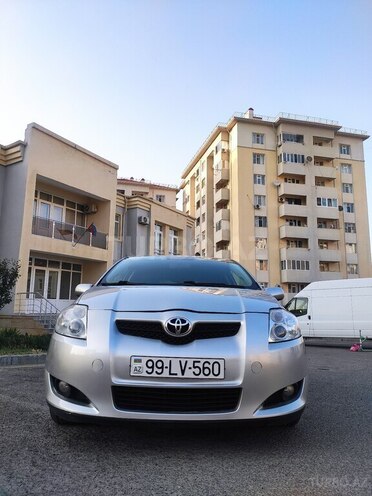 Toyota Auris 2009, 282,000 km - 1.4 l - Bakı
