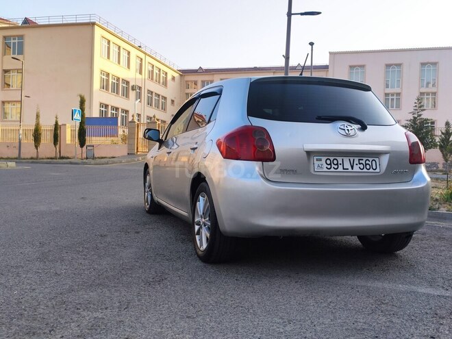 Toyota Auris 2009, 282,000 km - 1.4 l - Bakı