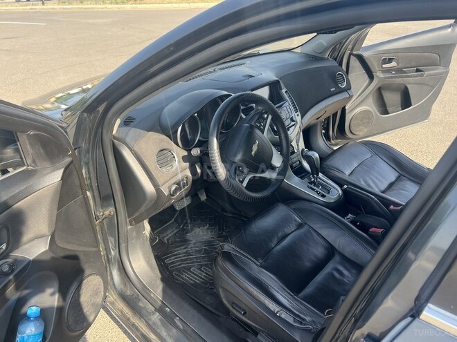 Chevrolet Cruze 2012, 323,791 km - 1.4 l - Neftçala