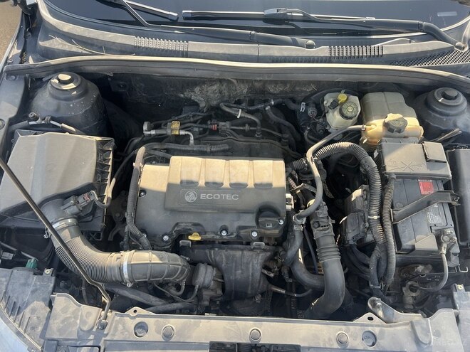 Chevrolet Cruze 2012, 323,791 km - 1.4 l - Neftçala
