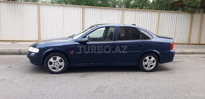 Opel Vectra 2000, 185,000 km - 2.0 l - Bakı