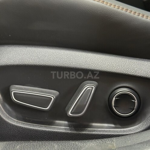 Toyota Avalon-15