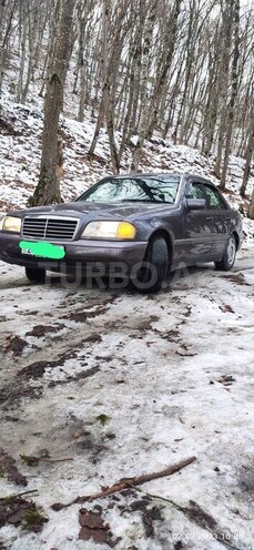 Mercedes C 220 1994, 450,000 km - 2.2 l - Qusar