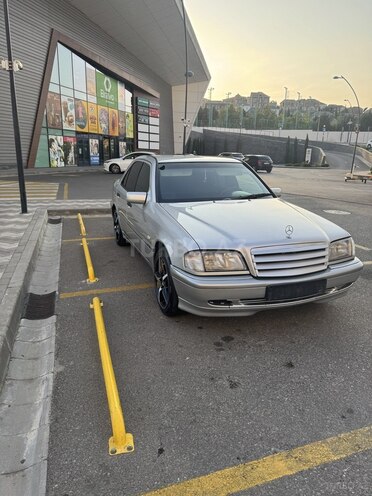 Mercedes C 180 1999, 390,000 km - 1.8 л - Bakı
