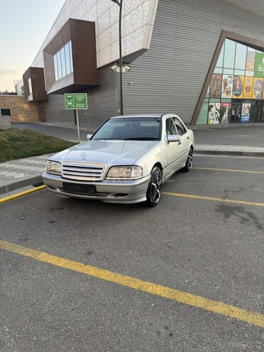 Mercedes C 180 1999, 390,000 km - 1.8 л - Bakı