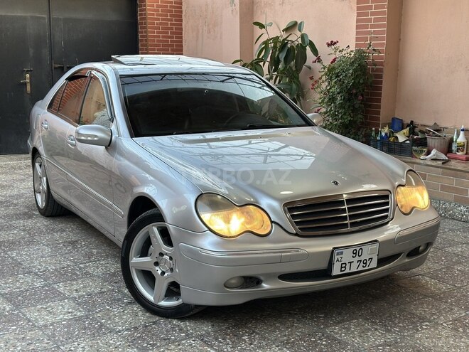 Mercedes C 240 2001, 257,000 km - 2.6 l - Bakı