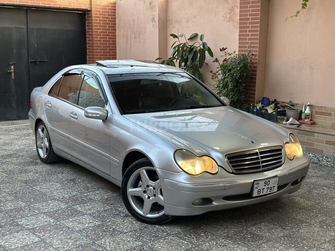 Mercedes C 240 2001, 257,000 km - 2.6 l - Bakı