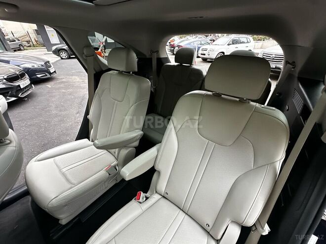 Kia Sorento-9