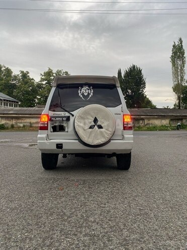 Mitsubishi Pajero io 1999, 260,000 km - 1.8 l - Şəki