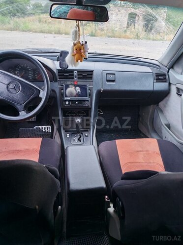 Mercedes C 180 1994, 485,238 km - 1.8 l - Horadiz