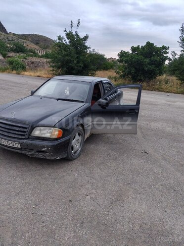 Mercedes C 180 1994, 485,238 km - 1.8 l - Horadiz