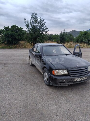 Mercedes C 180 1994, 485,238 km - 1.8 l - Horadiz