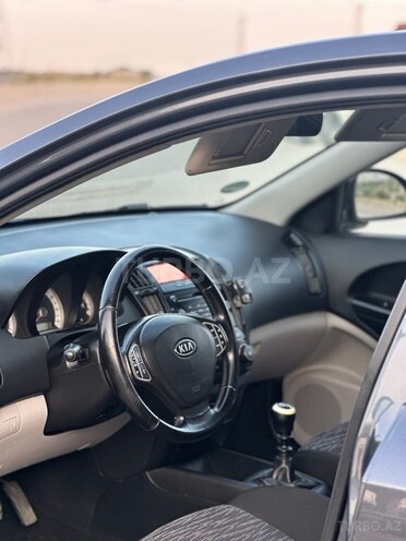 Kia  2009, 214,000 km - 1.4 l - Sumqayıt