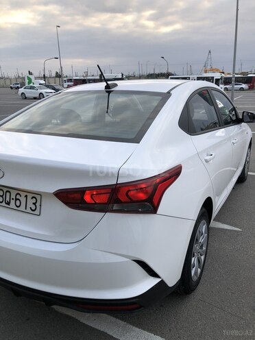 Hyundai Accent 2021, 21,500 km - 1.6 л - Bakı