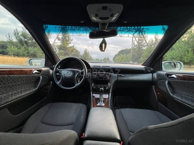 Mercedes C 200 2001, 235,801 km - 2.0 л - Masallı