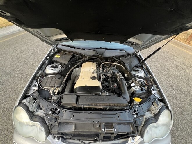 Mercedes C 200 2001, 235,801 km - 2.0 л - Masallı