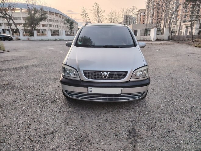Opel Zafira 2000, 251,387 km - 1.8 l - Sumqayıt