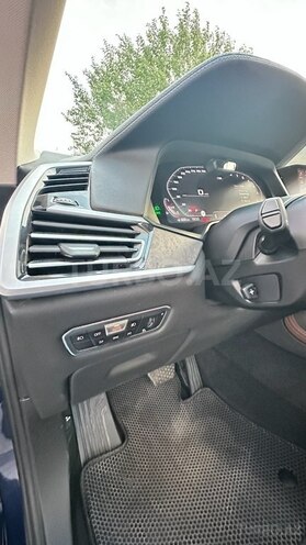 BMW X7-11