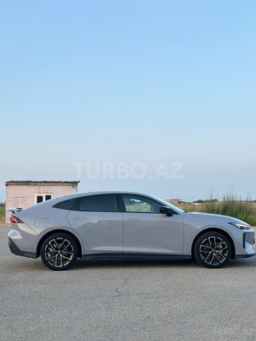 Changan  2024, 42,000 km - 1.5 l - Bakı