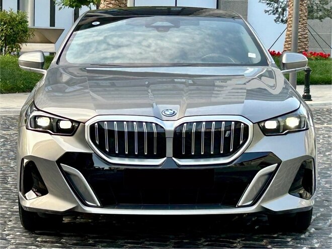 BMW i5 2024, 4,800 km - 0.0 l - Bakı