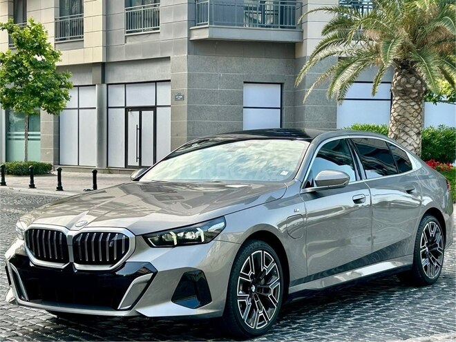 BMW i5 2024, 4,800 km - 0.0 l - Bakı