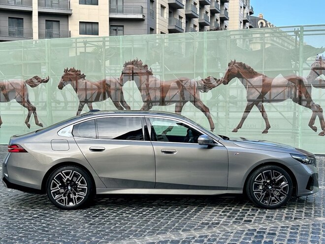 BMW i5 2024, 4,800 km - 0.0 l - Bakı