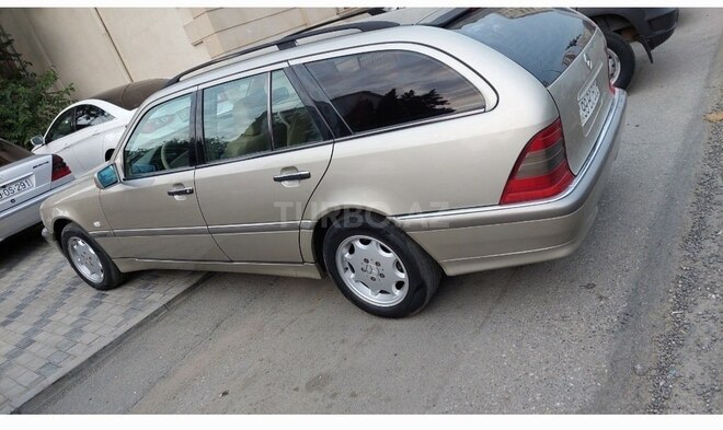 Mercedes C 250 d 1997, 518,000 km - 2.5 l - Bakı