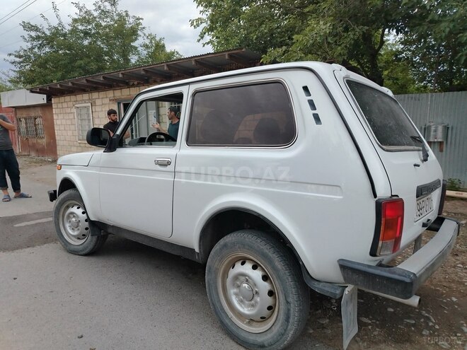 LADA (VAZ) Niva 2013, 145,000 km - 1.7 l - Ucar