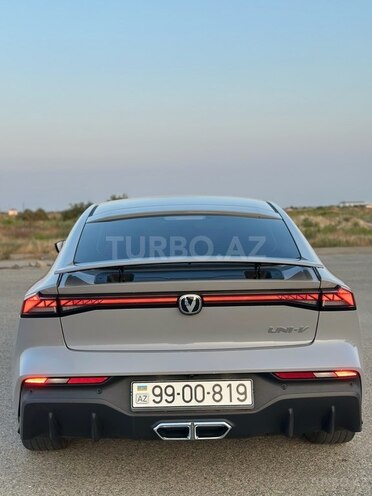 Changan  2024, 42,000 km - 1.5 l - Bakı