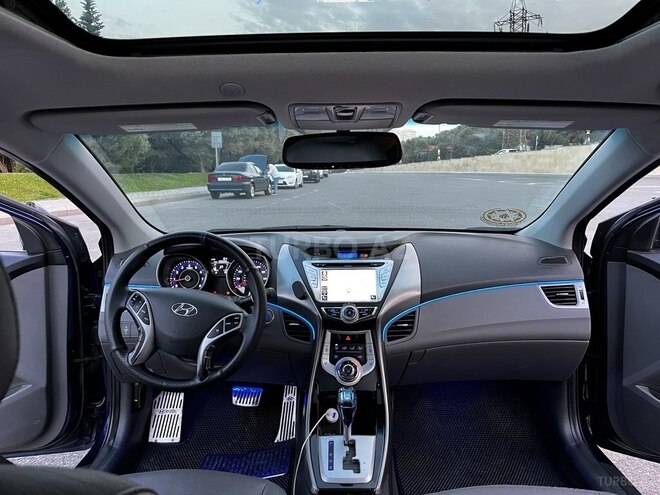 Hyundai Elantra 2011, 203,743 km - 1.8 л - Bakı