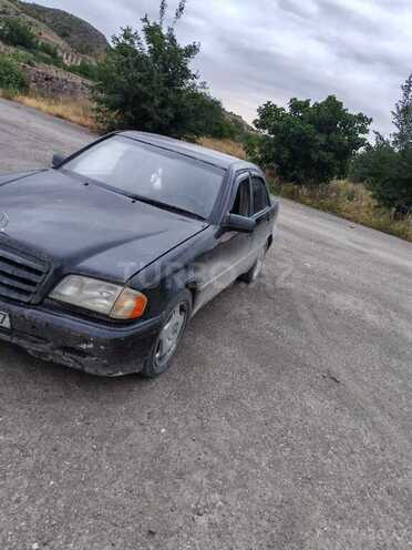 Mercedes C 180 1994, 485,000 km - 1.8 l - Horadiz