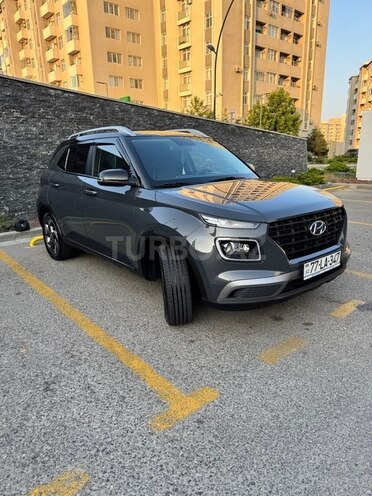 Hyundai Venue 2023, 10,900 km - 1.6 л - Bakı