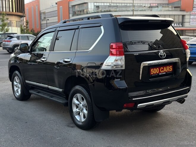 Toyota Land Cruiser Prado-8