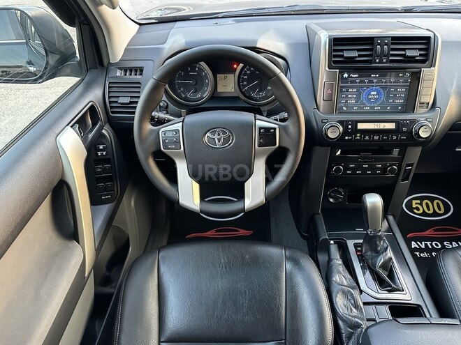 Toyota Land Cruiser Prado-7