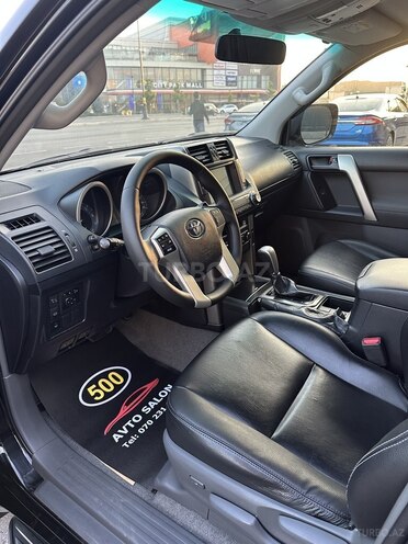 Toyota Land Cruiser Prado-17
