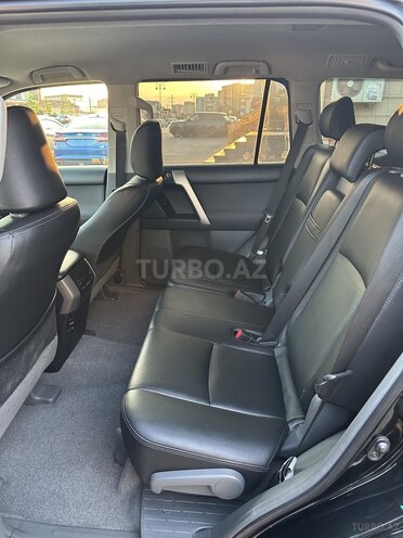 Toyota Land Cruiser Prado-10