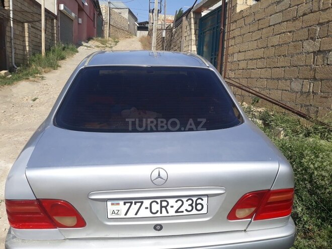 Mercedes E 200 1995, 500,000 km - 2.0 l - Bakı