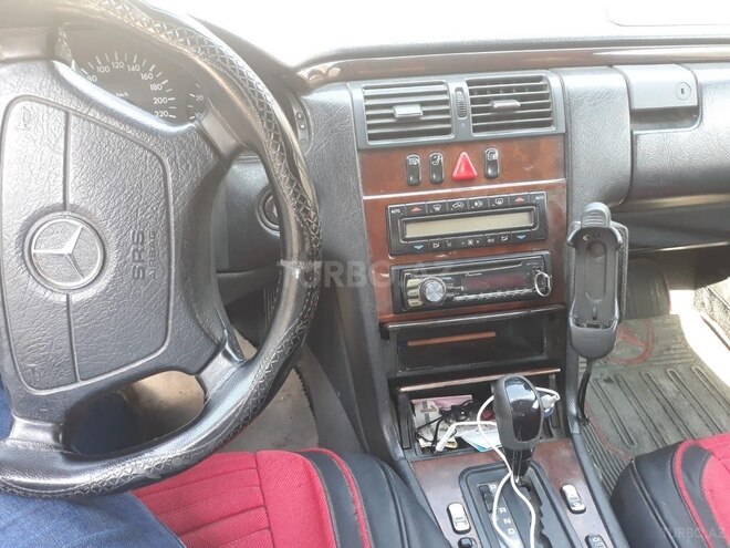 Mercedes E 200 1995, 500,000 km - 2.0 l - Bakı