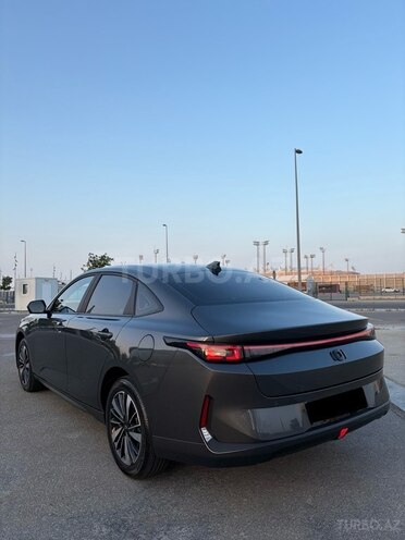 Changan Qiyuan A05 2025, 4,600 km - 1.5 l - Bakı