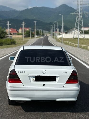 Mercedes C 220 d 1998, 254,132 km - 2.2 l - İsmayıllı