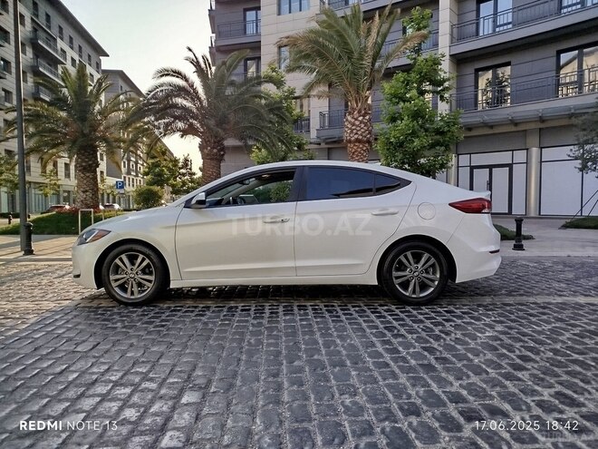 Hyundai Elantra 2018, 154,000 km - 2.0 l - Bakı