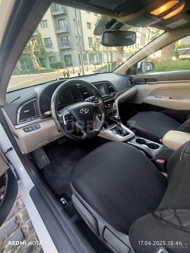Hyundai Elantra 2018, 154,000 km - 2.0 l - Bakı